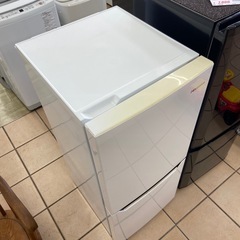 Hisense 130L 冷凍冷蔵庫:2020年製【リサイクルフ...