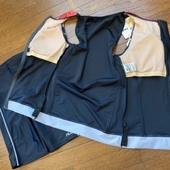 新品　水着　フィラ　セパレートスイムウェア　　の画像