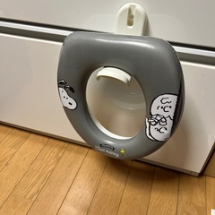 スヌーピー　トイレトレーニング補助便座の画像