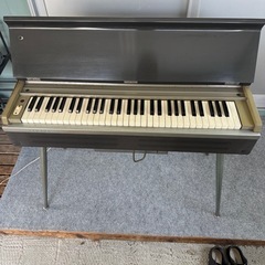 電子ピアノ