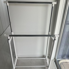 ハンガーラック