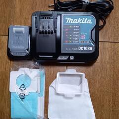 マキタ 家庭用掃除機 CL107FDSHW バッテリ充電器・サイクロンアタッチメント付の画像