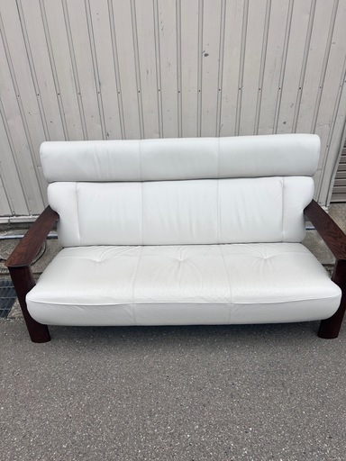 カリモク　3人掛けソファ