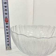 直接引き取り5%OFF　ガラス食器まとめて合計11枚セット ガラス ガラス器 取り皿 鉢 サラダボウル 食器 一般家庭用品 厨房小物 中古 5011145の画像