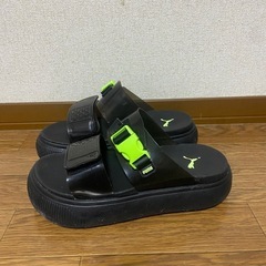 早い者勝ち　レディース　プーマ　厚底サンダル