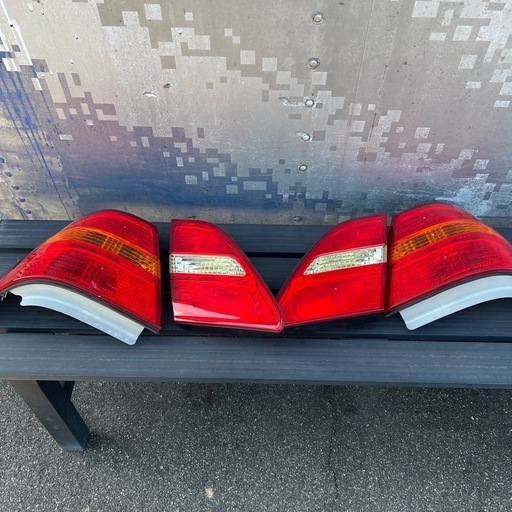 30系セルシオ前期純正部品