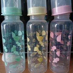 哺乳瓶 美品