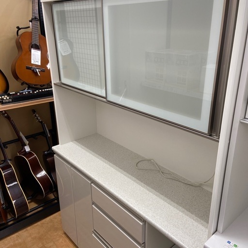 レンジボード　ニトリ　2枚スライド扉　美品　アルミナ　ホワイト税込60500円入荷致しました！