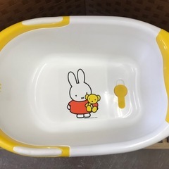 ☆ミッフィー　ベビーバスの画像