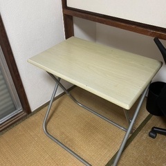 折りたたみデスク