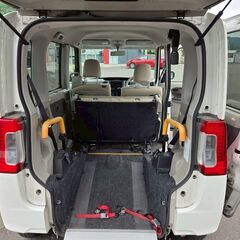 車検８年４月　スローパー電動ウィンチ　車イス　リアシート付の画像