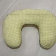 （受け渡し者決定）Combi mini授乳クッションの画像