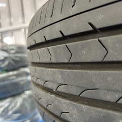 夏用ヨコハマタイヤ215/55R17 94Vの画像