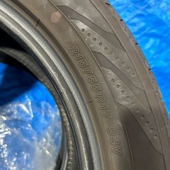 夏用ヨコハマタイヤ215/55R17 94Vの画像