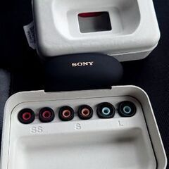 美品　wf-1000xm5