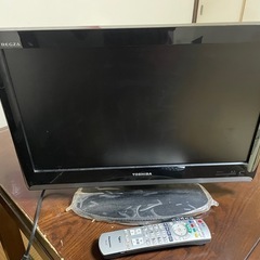 テレビ本体　TOSHIBA REGZA 22インチ　リモコン付き  の画像