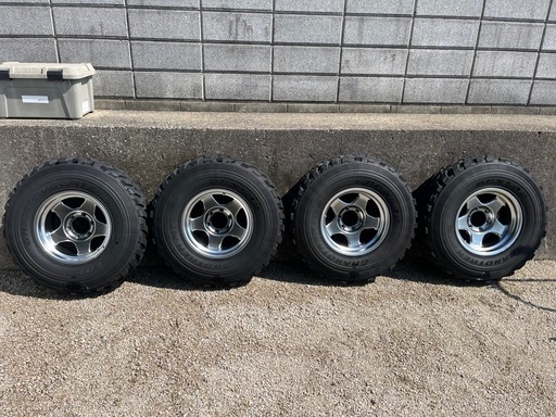 値下げブラッドレーv16インチ MT2 255/85r16