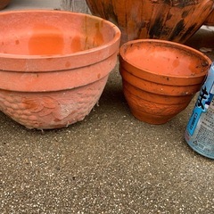 18.陶器鉢丸小さめ