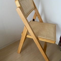 椅子　ラタン　木製の画像