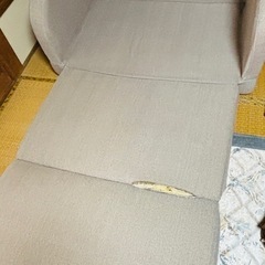 ソファーベッドの画像