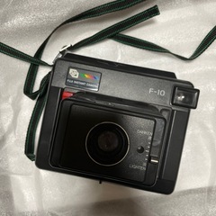 インスタントカメラ