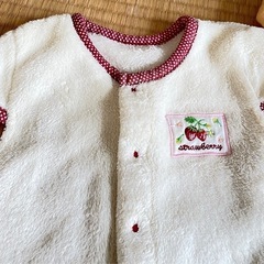 女の子80cm🌱冬パジャマとベストの画像