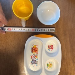 アンパンマン食器セットの画像