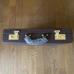 カバン　ケースの画像