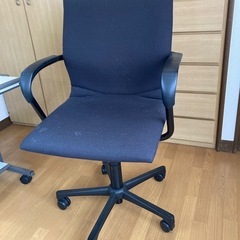 オフィスチェア
