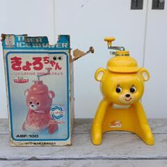 昭和レトロ　かき氷機 Amazon.co.jp: アンティーク レトロ 三面式 かき氷機 153
