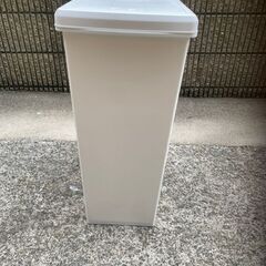 キャスター付きスライド蓋付きスリムキッチンゴミ箱［日本製］ ＜30L／45L＞の画像