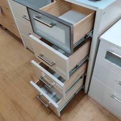 【愛品倶楽部柏店】NITORI ニトリ 4段8杯ガラストップミドルチェスト オレオール 120 WHの画像
