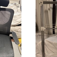 【5/29(水) 一括0円 or 追加料金で一部引取可】冷蔵庫＋電子レンジ＋ニトリ脚付きマットレス＋デスク＋メッシュチェア＋室内物干しの画像