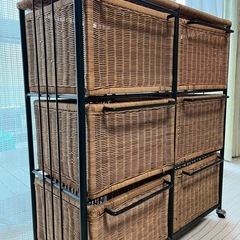 収納家具の画像