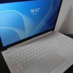 HP　高年式高性能Ryzen搭載 高速SSD240G メモリ大容量6G テンキー　大画面フルHD対応15.6インチ　薄型スリム　HDMI出力 USB3.0 Wifi対応の画像