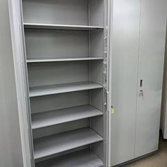 【事業所整理品・2台でお得】鍵付きスチールロッカー/書庫 (幅7...