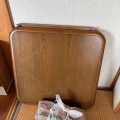 取引中こたつ