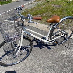27インチ　自転車　ホワイト