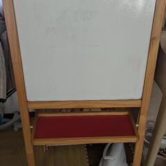 IKEA　キッズ　ベビー　ホワイトボード＆黒板