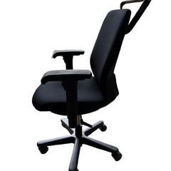 ITOKI　トルテチェア　ハンガー付きハイバックチェア　KZ-130GBHT1T1　（在庫：5）の画像