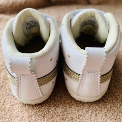 asics【13cm】アミュレファーストSLの画像