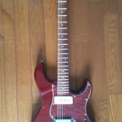 YAMAHA  PACIFICA611 HFM RTB