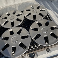 値下〜ダイハツ純正ホイルキャップ12インチ ②の画像