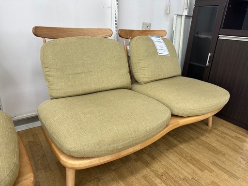 送料込み　回転式　カリモク　チターノ 送料込み回転式カリモクチターノ