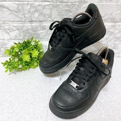 ❣️美品❣️NIKE エアフォース 1 黒 スニーカー　24セン...