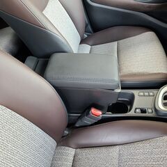 値下げ💴⤵️ヤリスクロス 専用 アームレスト YARIS CROSS 2020年8月～ コンソールボックス 車内収納ボックス スライド式 ドリンクホルダー機能搭載 トレイ内蔵 大容量 肘掛け 肘置き の画像