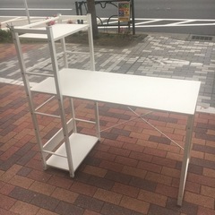 1人用テーブル／ニトリ製