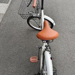 20インチ自転車ホワイト美品6段変速