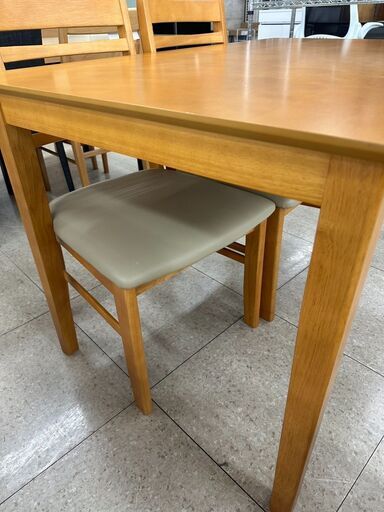 ☆ジモティ割あり☆ 4人掛けダイニングセット ナチュラル H71×D75