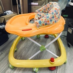 赤ちゃん用歩行器の画像
